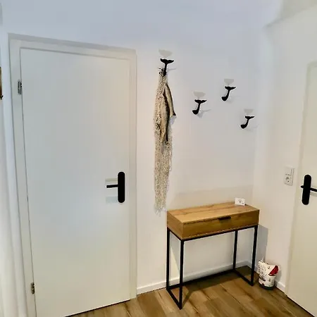 Nessmersiel, Renovierte Erdgeschosswohnung Mit Garten, In Deichnaehe, Wallbox, Neßmersiel