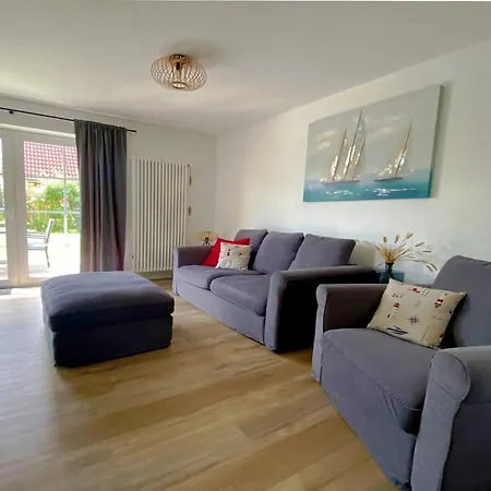 Nessmersiel, Renovierte Erdgeschosswohnung Mit Garten, In Deichnaehe, Wallbox, Lejlighed *