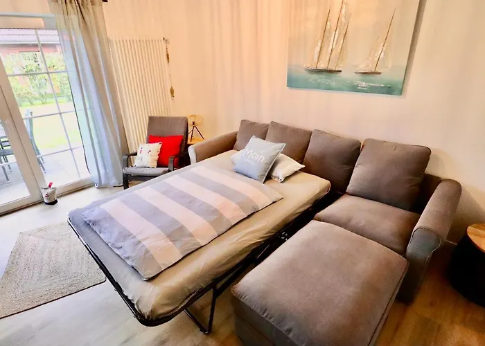 Nessmersiel, Renovierte Erdgeschosswohnung Mit Garten, In Deichnaehe, Wallbox, Apartment *
