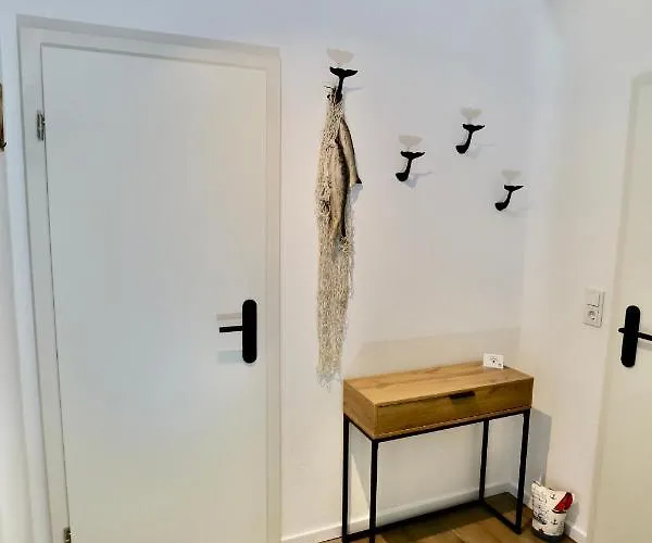 Nessmersiel, Renovierte Erdgeschosswohnung Mit Garten, In Deichnaehe, Wallbox, Neßmersiel